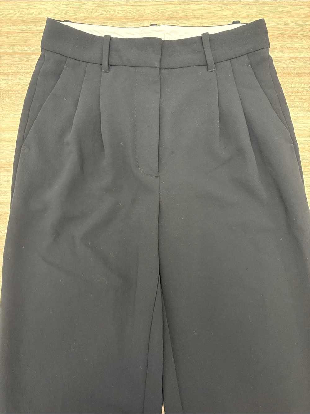 Wilfred Aritzia The Effortless Pant Women Size 8 Black - Picture 6 of 8